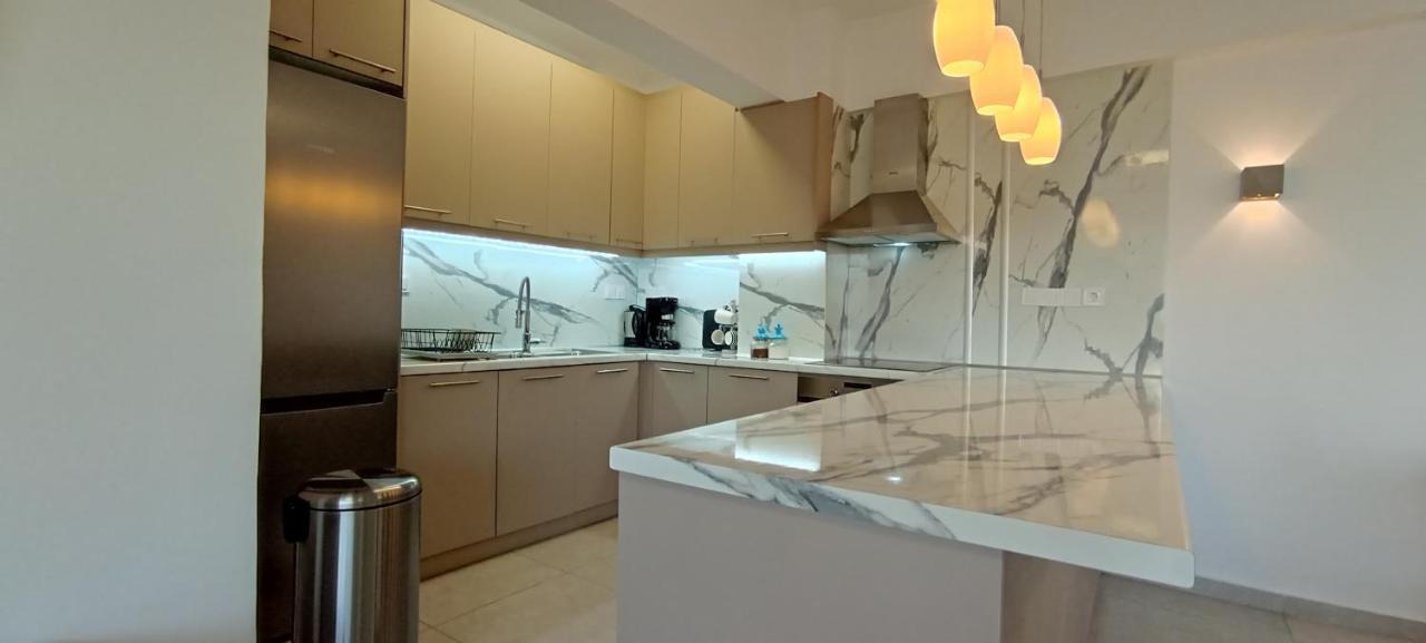 Atlas By Sea Apartment Лутраки Екстериор снимка