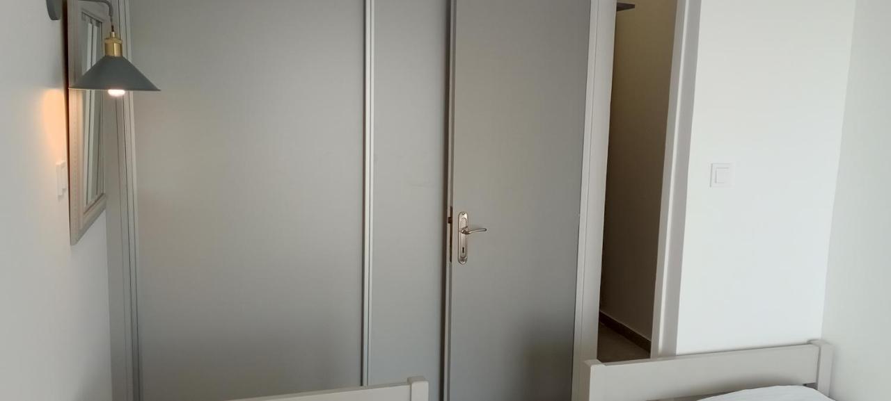 Atlas By Sea Apartment Лутраки Екстериор снимка