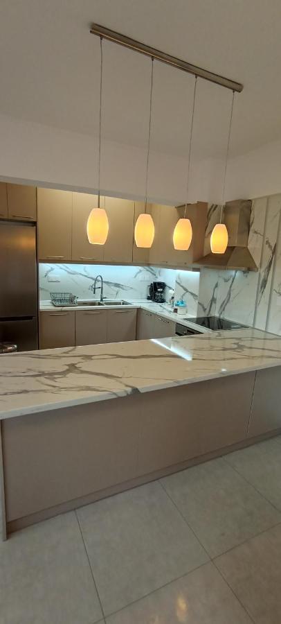 Atlas By Sea Apartment Лутраки Екстериор снимка