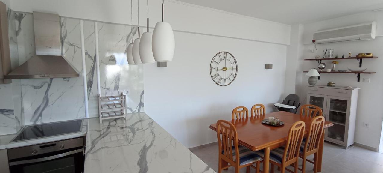 Atlas By Sea Apartment Лутраки Екстериор снимка